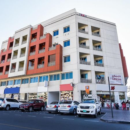 Oyo 138 Empire Hotel Apartments Dubái Exterior foto